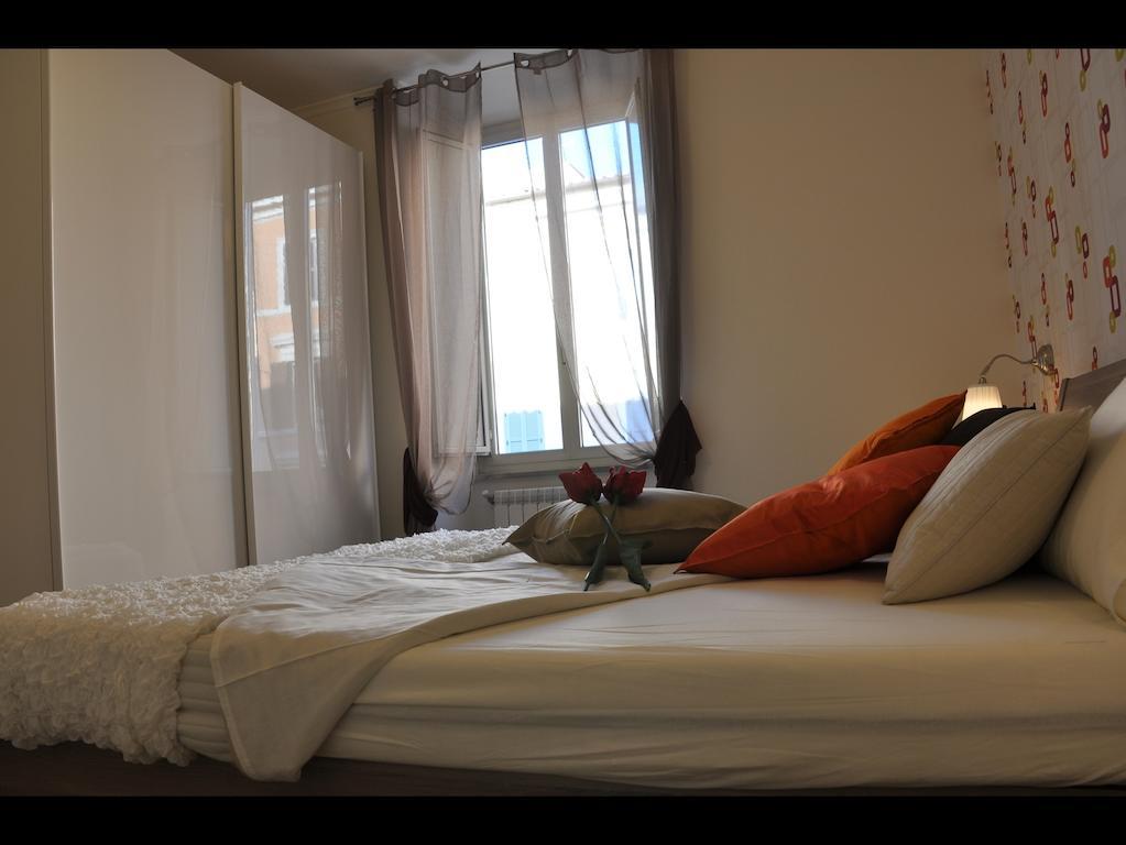 Just Colosseum Suite Řím Pokoj fotografie